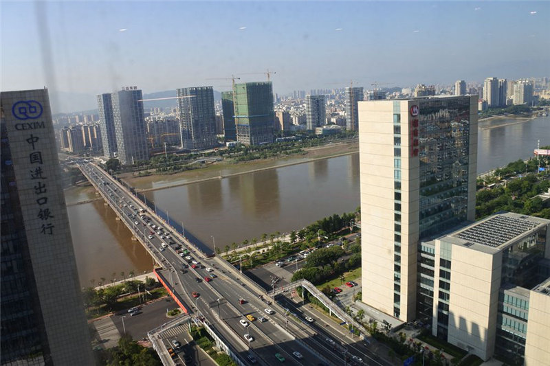 南平市建筑業(yè)協會對福建易順建筑工程有限公司福州分公司進行走訪