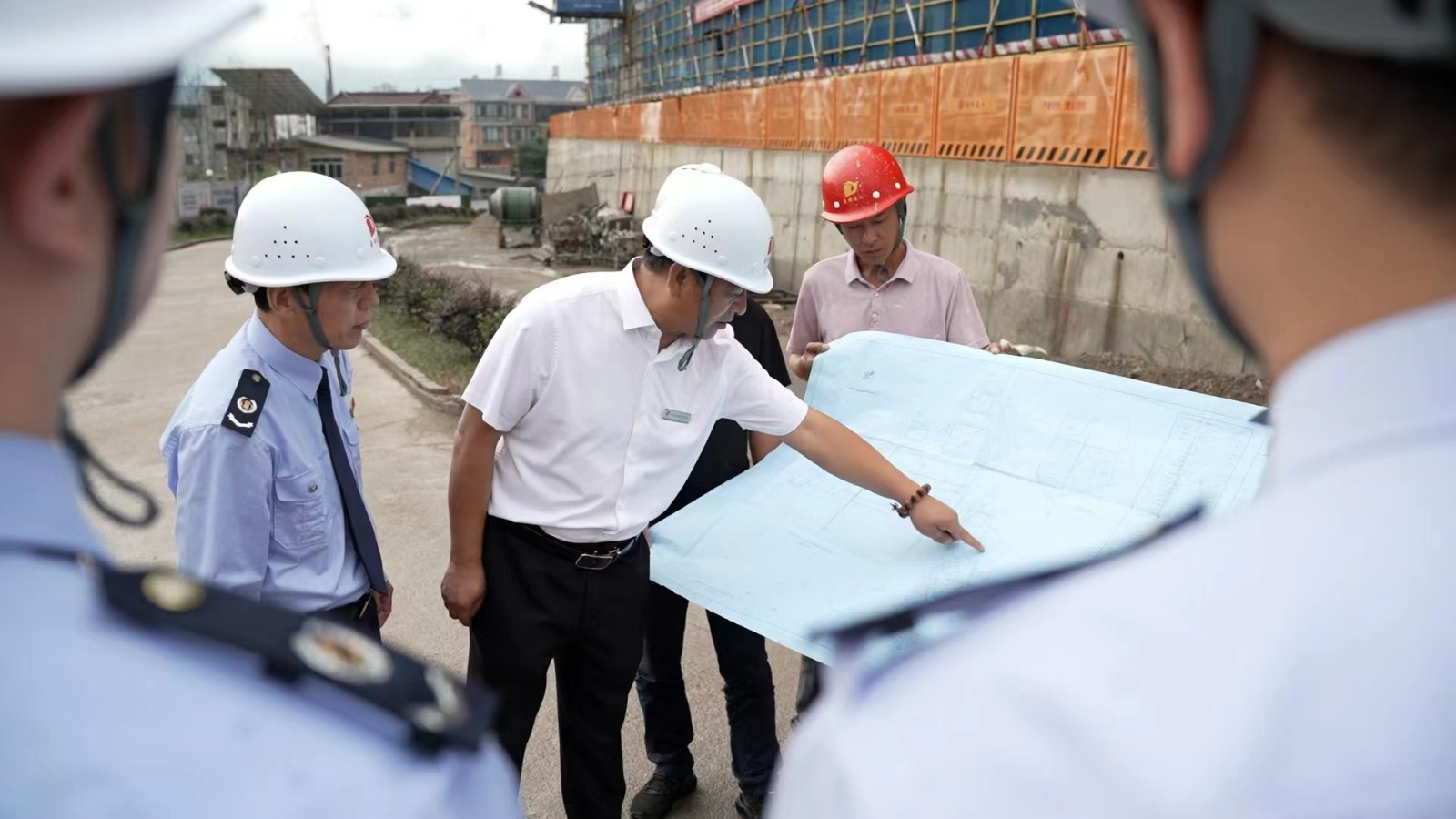松溪縣稅務(wù)局嵌入“項目管家”服務(wù)，為易順建工集團重點項目提供稅收服務(wù)